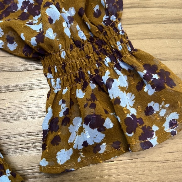 ASTR THE LABEL BLOUSE SMALL - Picture 14 of 16